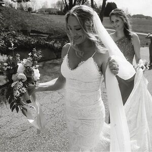 Grace Loves Lace Wedding Dress Size 4